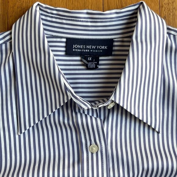 Women's Jones New York Signature Lavender/White Blouse, 1X - Picture 3 of 13